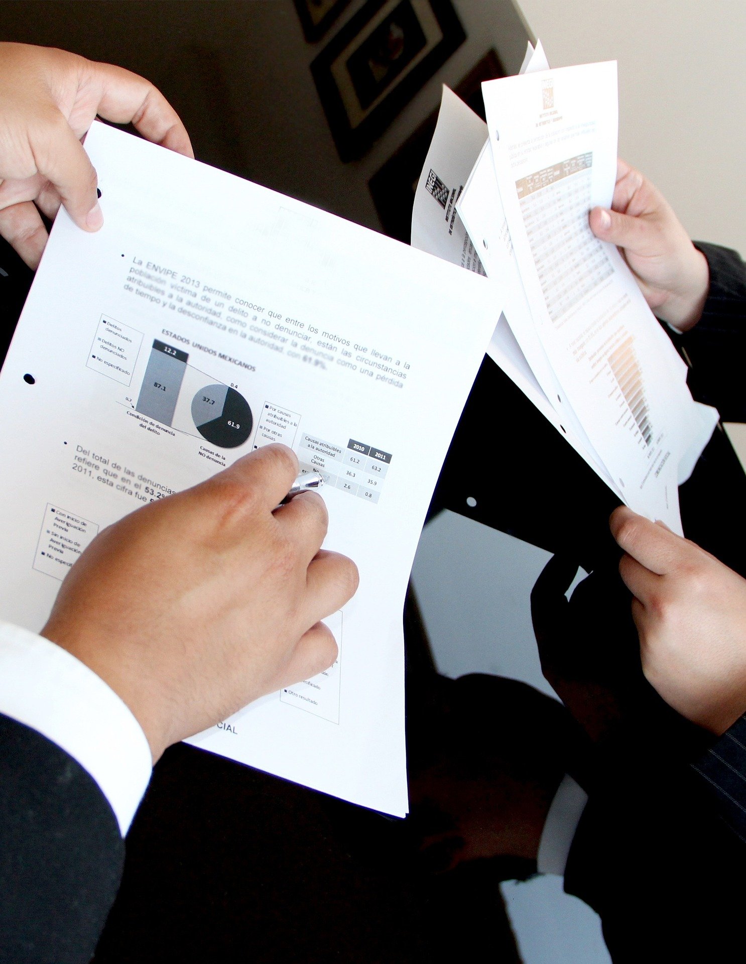 consultant-779590_1920 consult